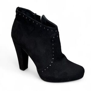 Report Remi Women’s Black Suede Ankle Booties Size 8‎